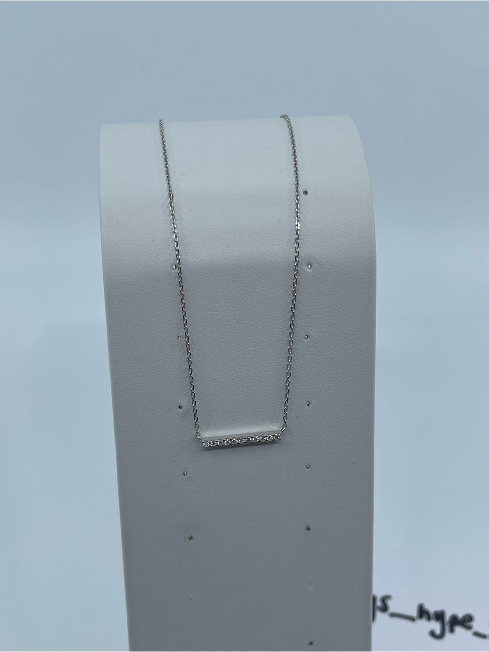 14K White Gold Diamond Bar Necklace 16” 11 Natural Diamonds .10-.13CTW